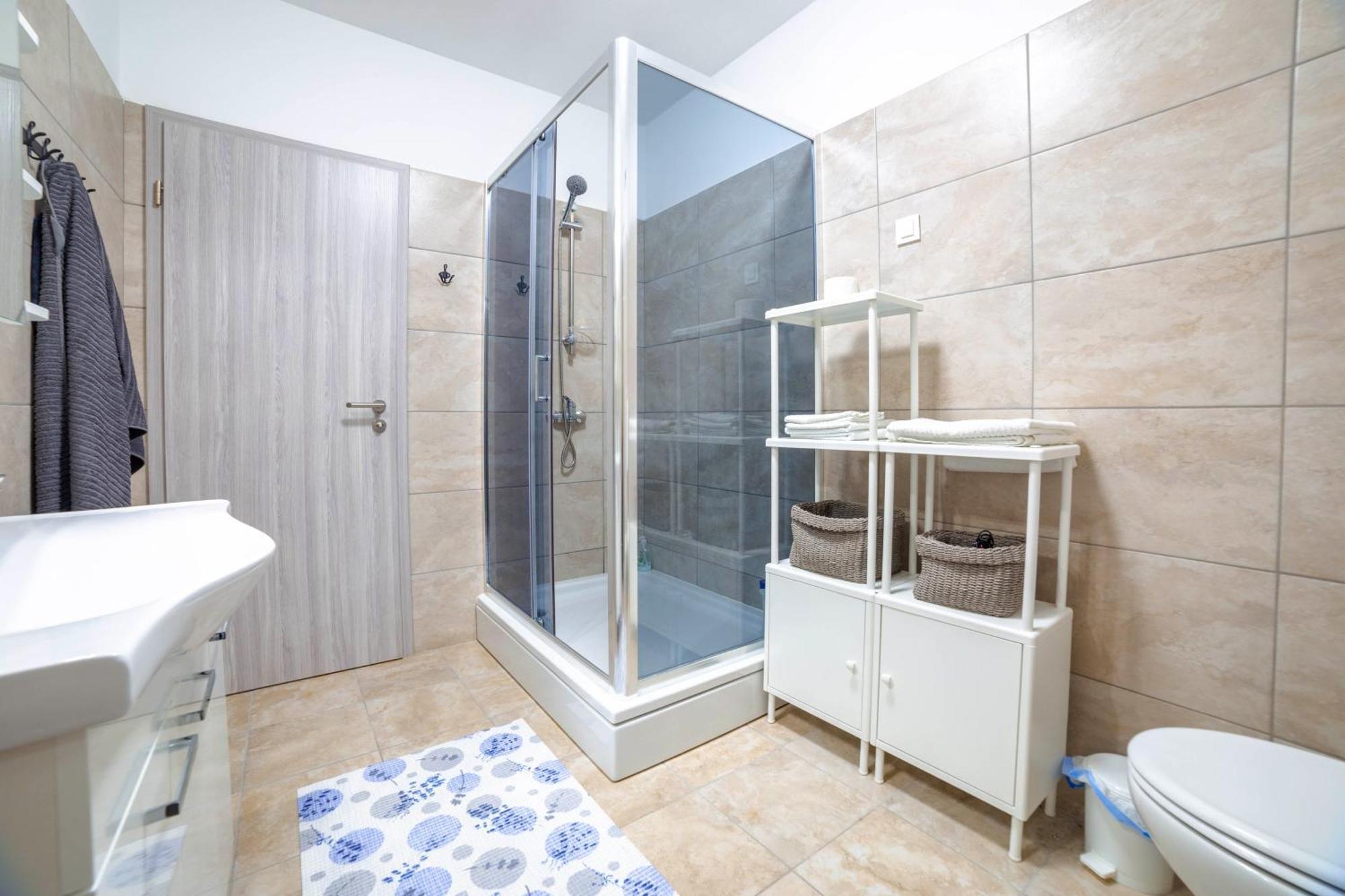 Apartments Raspolic Кастав Екстер'єр фото