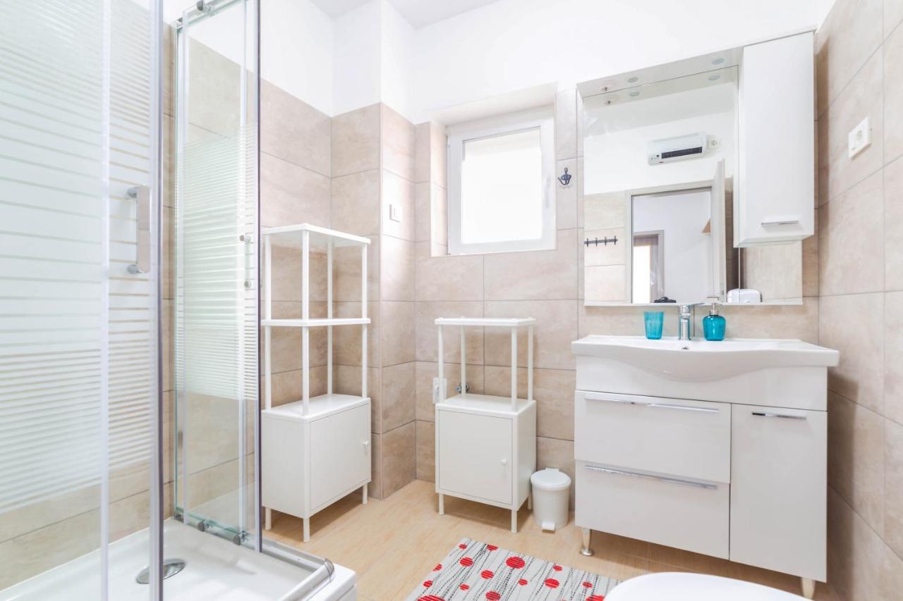 Apartments Raspolic Кастав Екстер'єр фото